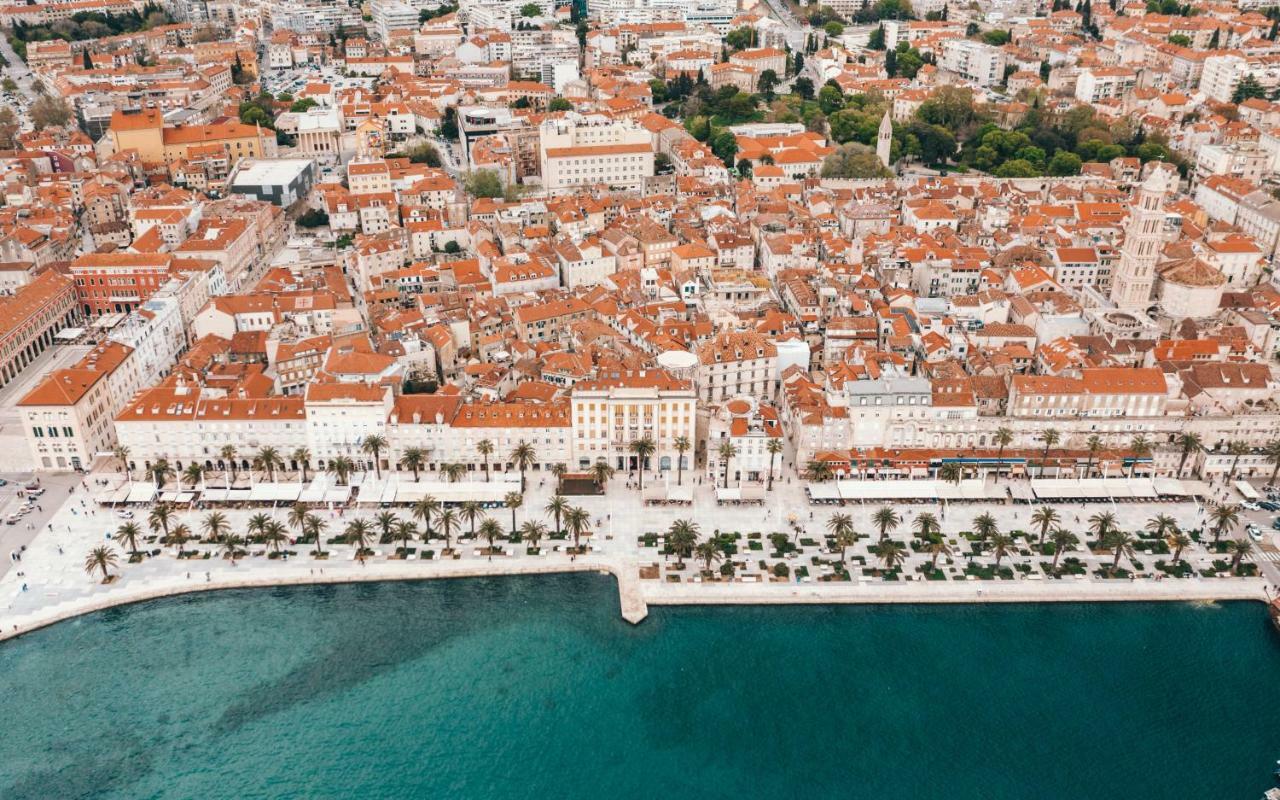 Spalato Imperium Buitenkant foto